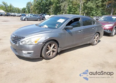 2014 Nissan Altima 2.5 Sv z USA, uszkodzony, nr VIN 1N4AL3AP1EC152003